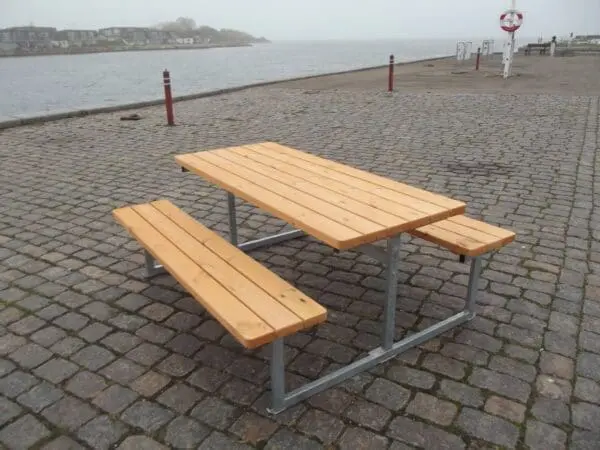 Bord/bänkset utan rygg i lärk el. norrlandsfur - Bild 2