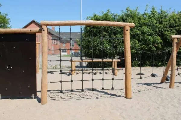 Robiniaram med vertikalt nät - Bild 3