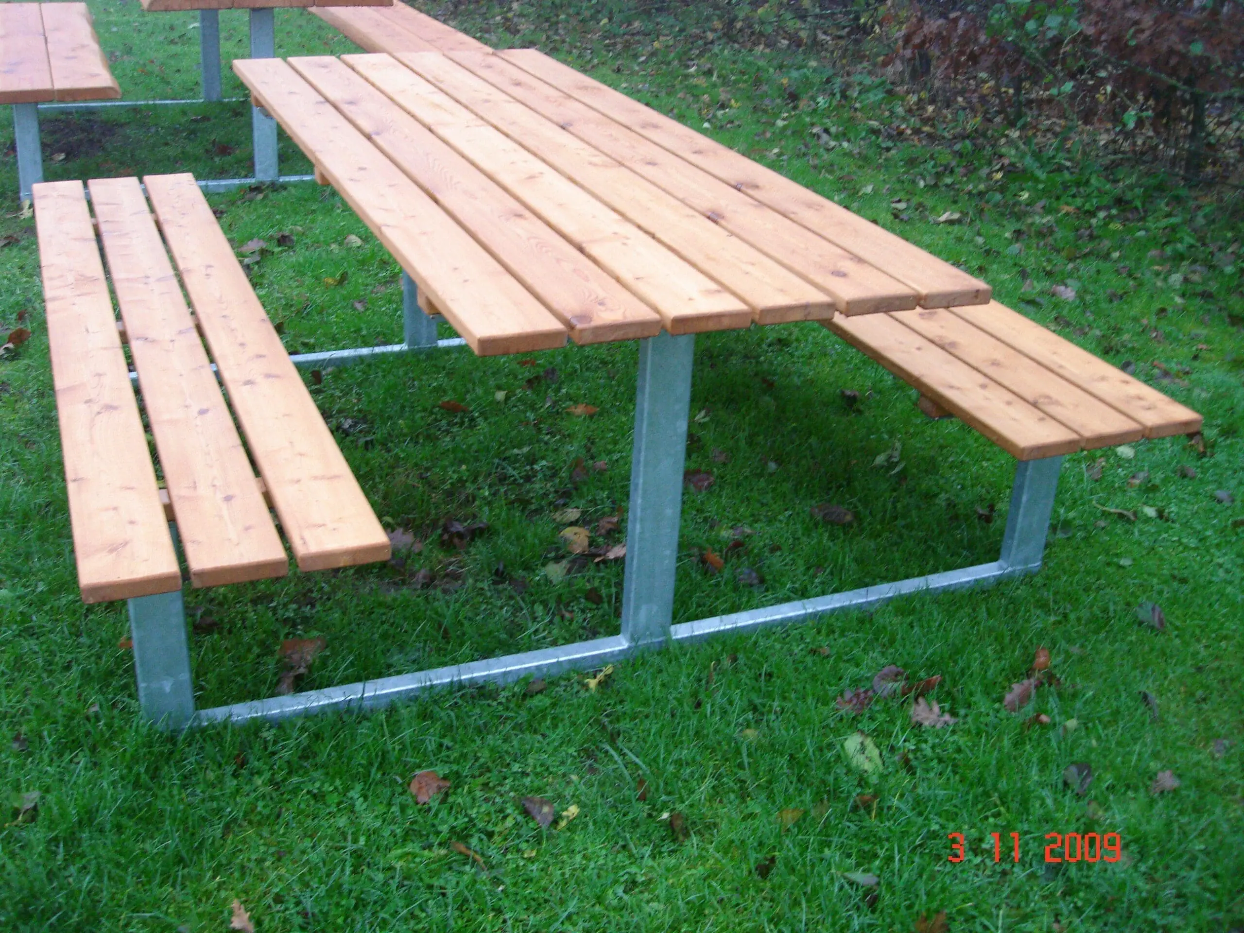Parkbänk m/stålunderrede - Bild 2