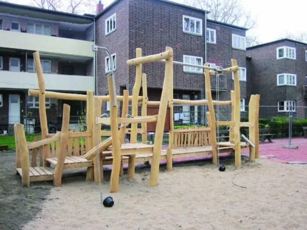 Byggarbetsplatsen - Bild 3