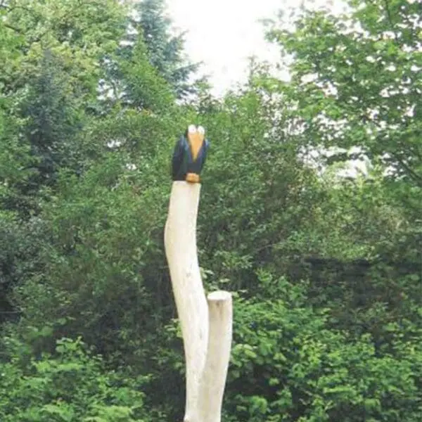 Förgrenad stolpe (med träfigur H 2,5 m) - Bild 3