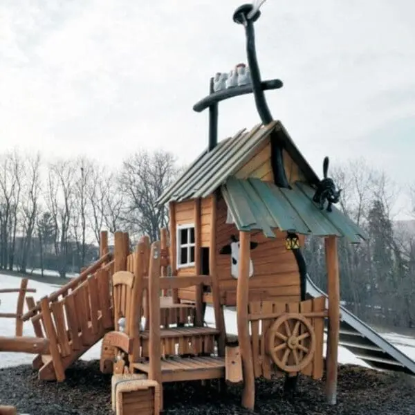 Fårfållan lekhus - Bild 3