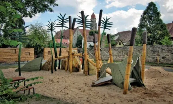 Palmernas väg - balansbana - Bild 2