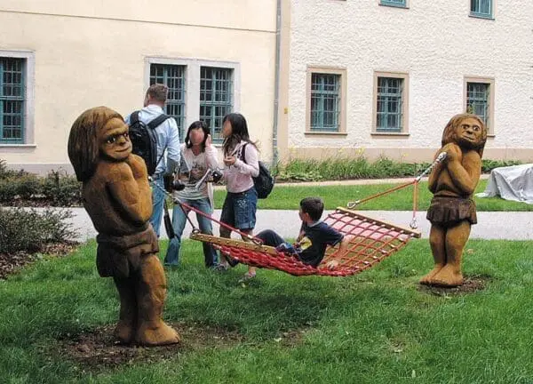 Hängmatta med neandertalare - Bild 2
