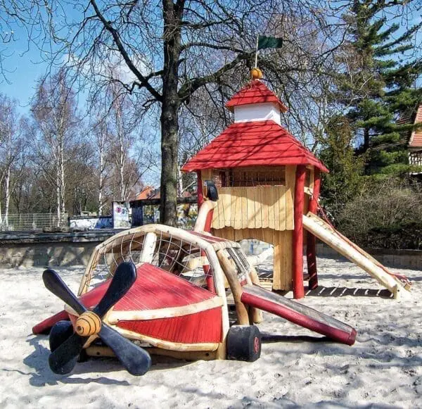 Flygplan och torn - Bild 2