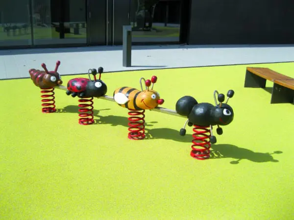 Fyrmansvippi insekterna - Bild 3
