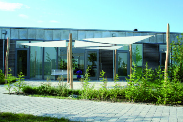Pe trekantssegel 3x3x3 m offwhite inkl. beslag. - Bild 3