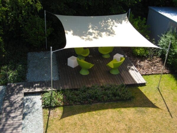 Hdpe fyrkantssegel 4,2x4,2 m - camel inkl. beslag